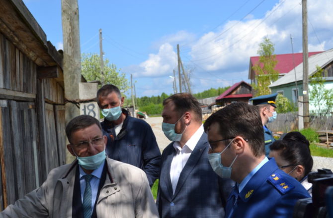 2 июня Соликамский округ с рабочим визитом посетили представители краевого правительства и прокуратуры